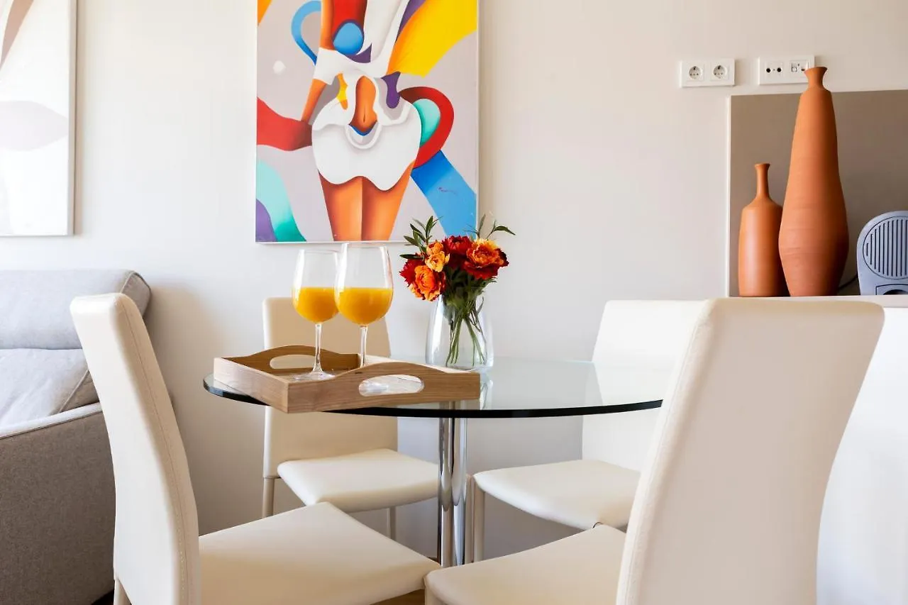 Pacífico FreshApartments by Bossh Apartments Málaga España