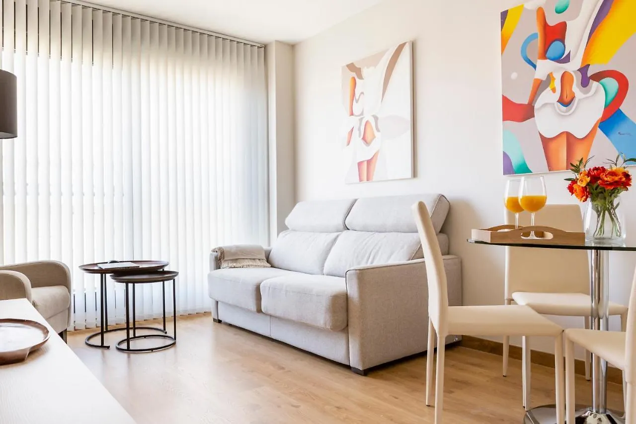 Pacífico FreshApartments by Bossh Apartments Málaga